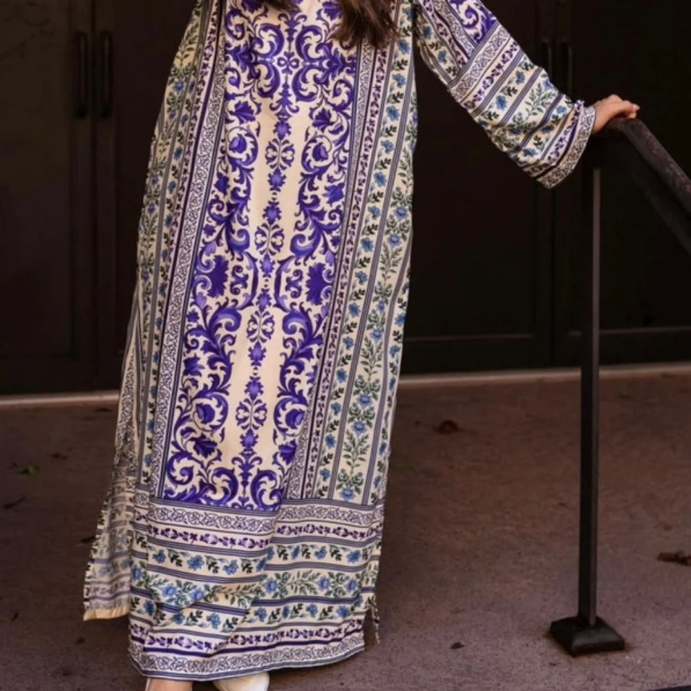 Long Sleeve Blue & Cream Printed Maxi Dress - Picture 4 of 5